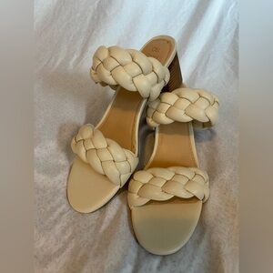 BWNT Oasis society Beige tan braided sandals